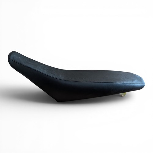 Genuine seat for pulse - oe,