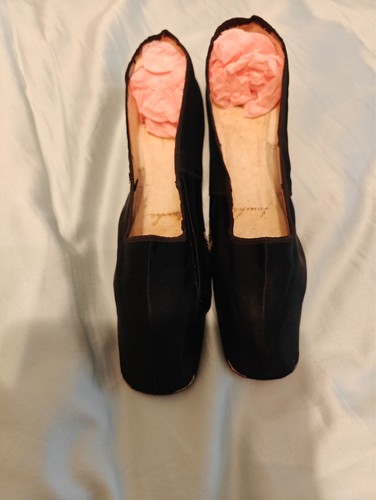 Antique regency black silk - antique,