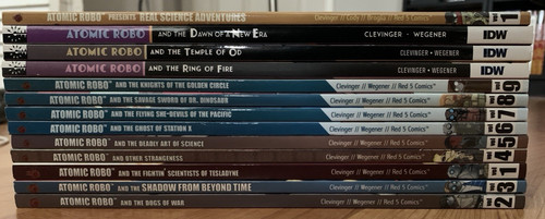 Atomic robo tpb lot - robo,