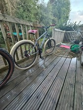 Dirt Jump Bike