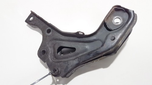 Engine mount bracket and - mount,