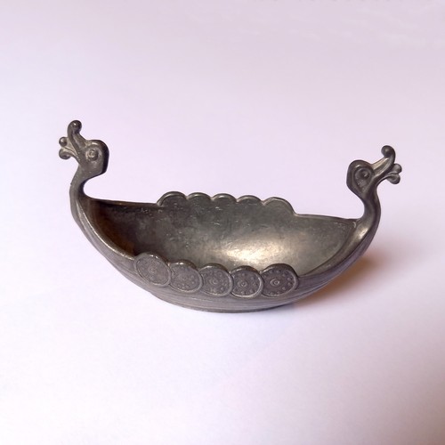Vintage handstopt tinn pewter - vintage,