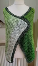 Crocheted Poncho Size S/M 10 12 14 NEW Ombre Green Mixed Fibres
