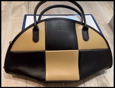 Texier Black/Tan Leather