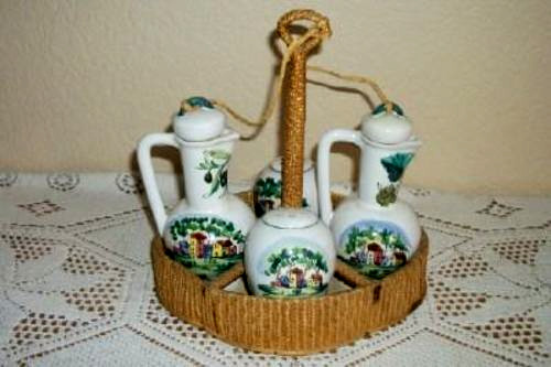Italian faience pottery - faience, cruet