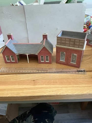 Metcalfe pre built station - built,