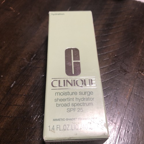 Clinique moisture surge tinted - clinique,