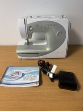 BERNINA Bernette 55 Sewing