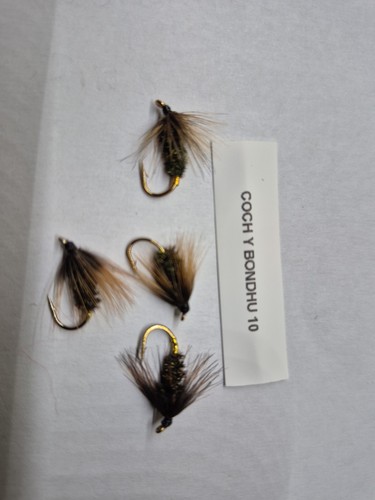Coch bondhu wet flies size - y,