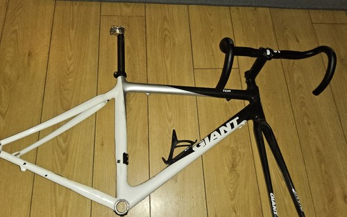 Giant tcr carbon road bike - c,