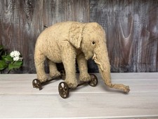 Elephant on Wheels Steiff 1910