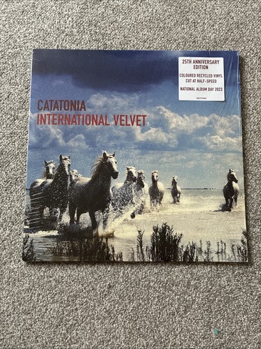 Catatonia international velvet - international,