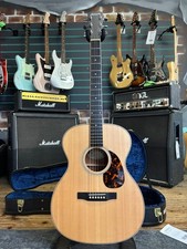 Larrivee OM-02 Satin Natural