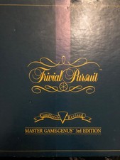 Hasbro Trivial Pursuit Master Edition Genus. 3rd editions: Board Game (16762)