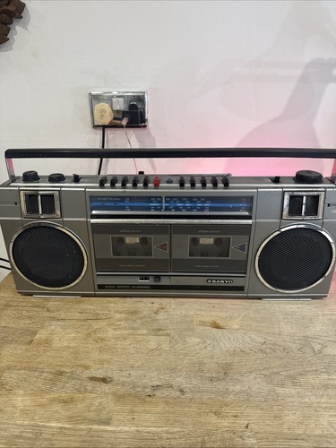 Sanyo vintage 1980 beatbox - vintage,