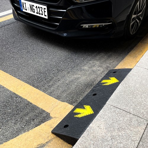 Threshold kerb ramp - 1m,