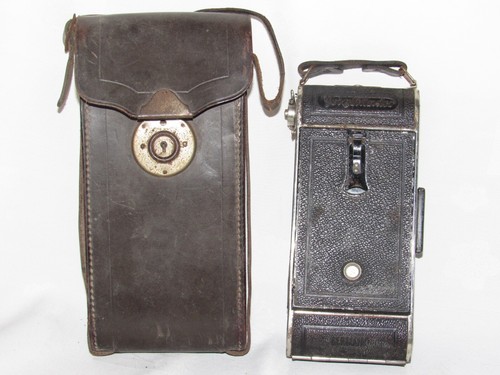 09j15 old camera - old, with