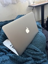 Apple MacBook Pro A1502 2015 13" Retina Core I7-5557U 3.1GHz, 256GB, 16GB RAM