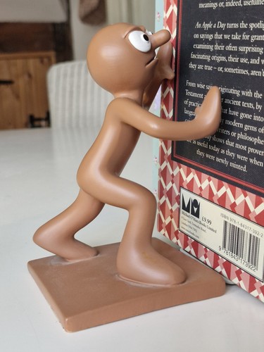 Retro bookends morph and - bookends...,