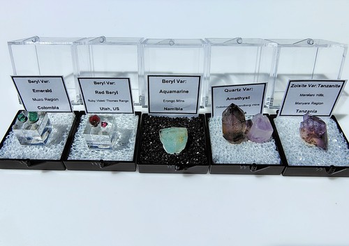 Crystal lot red beryl - lot, muzo