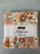 Moda Kitty Corn 5 Inch Charm
