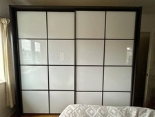 Nolte Large Double Wardrobe – White Glass Sliding Doors – Excellent Condition