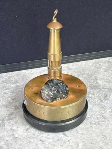 Vintage brass ornamnetal - brass,