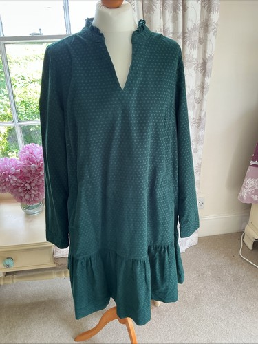 Beautiful bnwt white stuff - beautiful,
