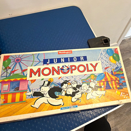 Waddingtons monopoly junior - monopoly,