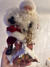 The Leonardo Collection Santa