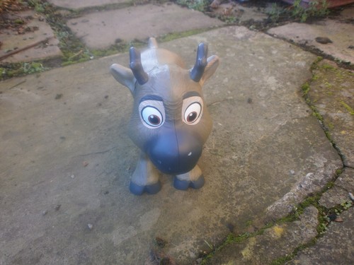 Walt disney frozen sven - walt,