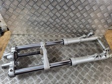 BMW F800 ST  2007     forks