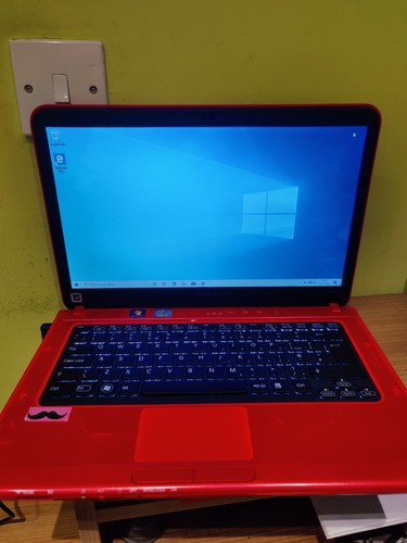 Sony vaio rare - rare, red