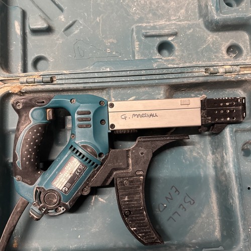 Makita autofeed screwdriver - -,