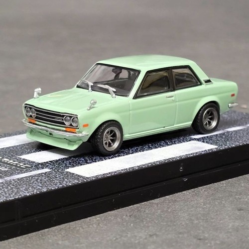 Tarmac works datsun - 1/64, 510