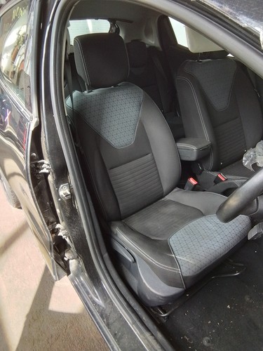 Seat front right renault clio - seat,