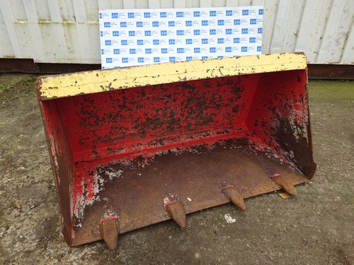 Compact tractor front - compact,