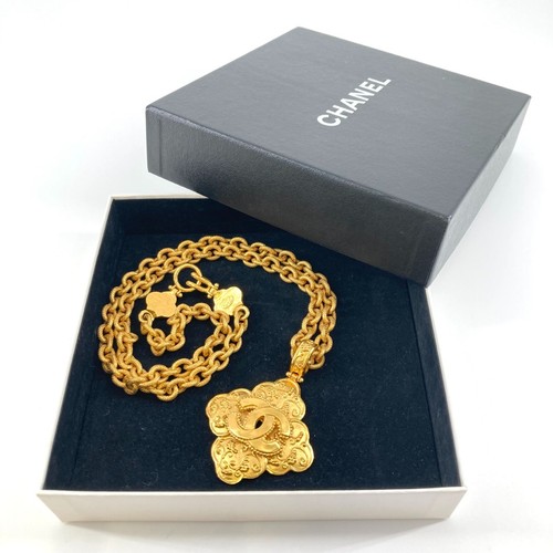 Chanel 96a logo - 96a,