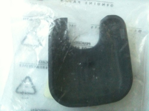 New genuine citroen saxo seat - genuine,