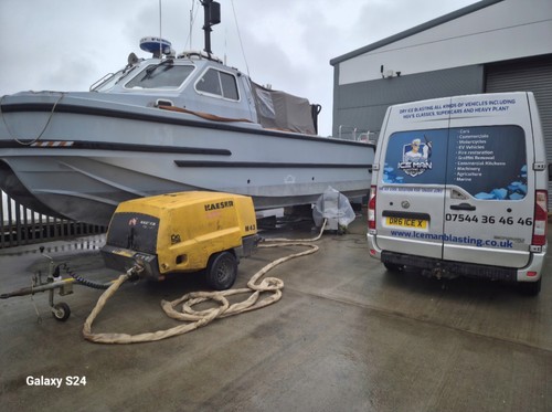 Dry ice blasting - dry,