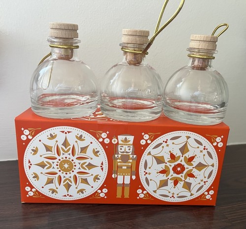 Christmas snow globe - snow,