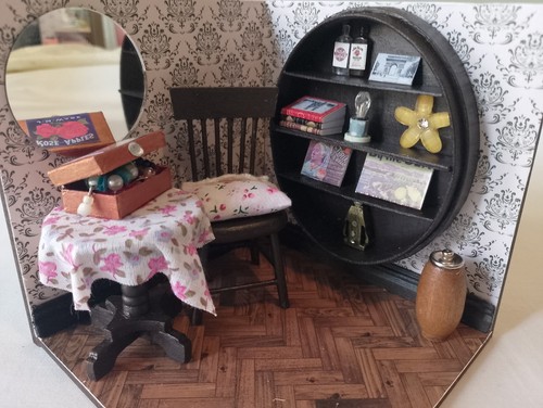 Miniature artisan dolls house - artisan,