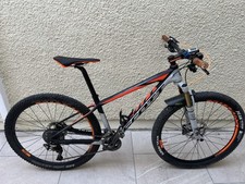 Scott Scale 700 Premium Carbon Fibre Mountain Bike - Size Small
