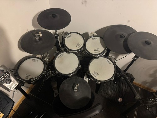 Roland electric drum kit - drum,