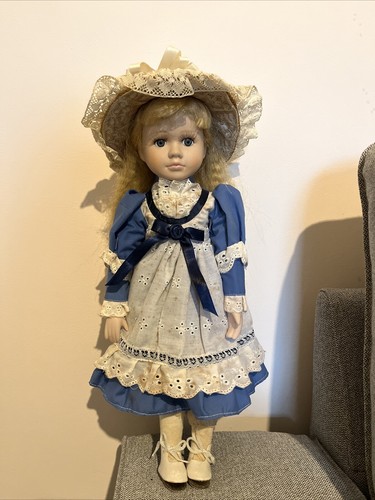 Vintage porcelain doll alice - vintage,