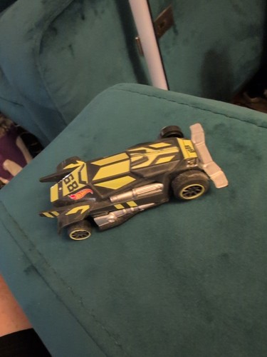 Hot wheels futuristic - hot,