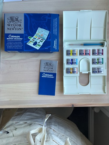 Winsor newton watercolour - &,