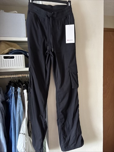 Lululemon dance studio cargo - dance,