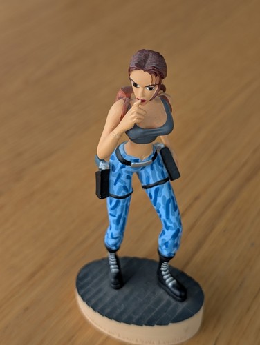 Damaged lara croft figure - croft, in