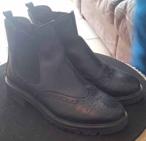 Black leather chelsea ankle - leather,